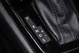 2013款大众全新宝来1.6L手自一体豪华型