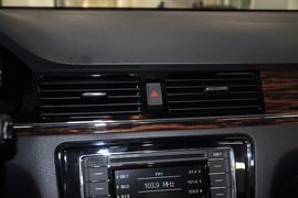 2013款大众全新宝来1.6L手自一体豪华型