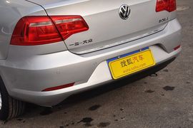 2013款大众全新宝来1.6L手自一体豪华型