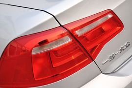 2013款大众全新宝来1.6L手自一体豪华型