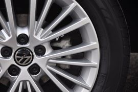 2013款大众全新宝来1.6L手自一体豪华型