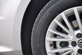 2013款大众全新宝来1.6L手自一体豪华型
