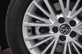 2013款大众全新宝来1.6L手自一体豪华型