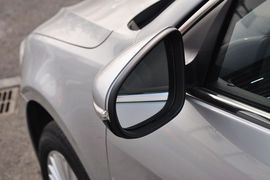 2013款大众全新宝来1.6L手自一体豪华型