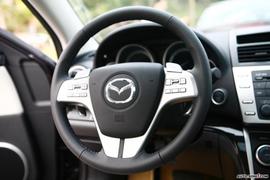 马自达睿翼内饰