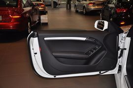 2013款奥迪A5敞篷版40TFSI