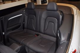 2013款奥迪A5敞篷版40TFSI