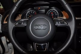 2013款奥迪A5敞篷版40TFSI