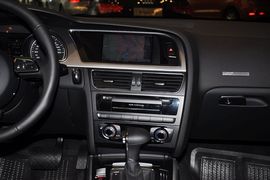 2013款奥迪A5敞篷版40TFSI