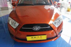 2013款一汽夏利N7