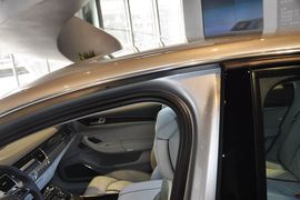 2013款奥迪S8