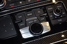 2013款奥迪S8