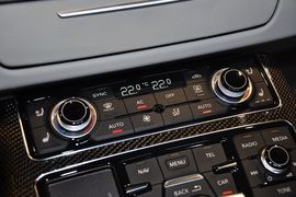 2013款奥迪S8