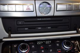 2013款奥迪S8