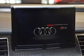 2013款奥迪S8
