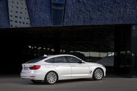2013款宝马335i