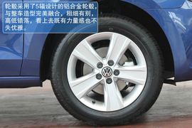 2013款大众捷达1.6L自动豪华版实拍图解