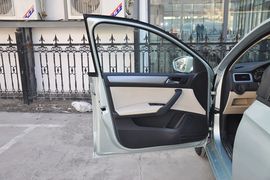 2013款斯柯达昕锐1.6L自动优选型