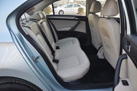 2013款斯柯达昕锐1.6L自动优选型