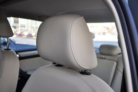 2013款斯柯达昕锐1.6L自动优选型