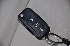2013款斯柯达昕锐1.6L自动优选型