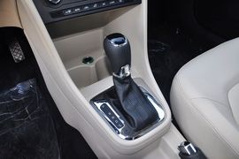 2013款斯柯达昕锐1.6L自动优选型