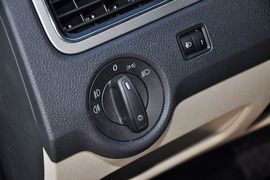 2013款斯柯达昕锐1.6L自动优选型