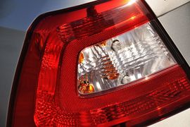 2013款斯柯达昕锐1.6L自动优选型