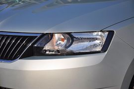 2013款斯柯达昕锐1.6L自动优选型