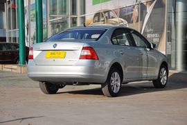 2013款斯柯达昕锐1.6L自动优选型