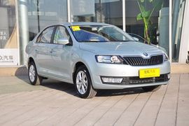 2013款斯柯达昕锐1.6L自动优选型