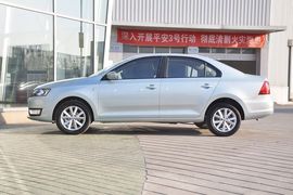 2013款斯柯达昕锐1.6L自动优选型