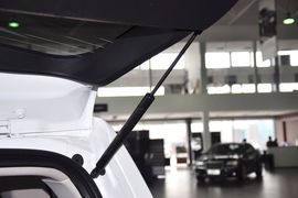 2013款Jeep自由客2.4L炫黑运动版