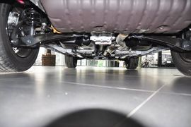 2013款Jeep自由客2.4L炫黑运动版