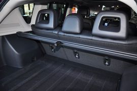 2013款Jeep指南者2.4L炫黑导航版
