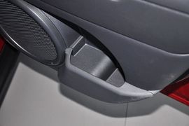 2013款Jeep指南者2.4L炫黑导航版