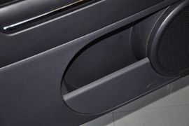 2013款Jeep指南者2.4L炫黑导航版