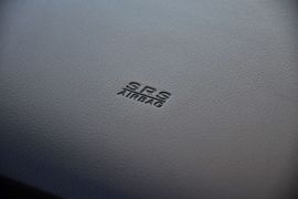 2013款Jeep指南者2.4L炫黑导航版