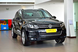 实拍2013款途锐R-line限量奢华版