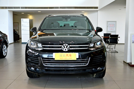 实拍2013款途锐R-line限量奢华版