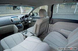 2008款马自达MPV