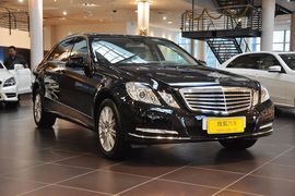 2013款奔驰E300L优雅型