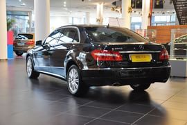 2013款奔驰E300L优雅型