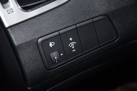 2012款现代朗动1.6L