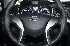 2012款现代朗动1.6L