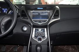2012款现代朗动1.6L