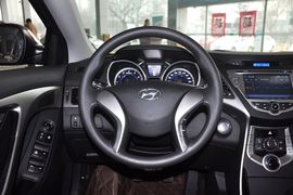 2012款现代朗动1.6L