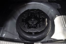 2011款现代索纳塔八2.0GLX自动豪华版