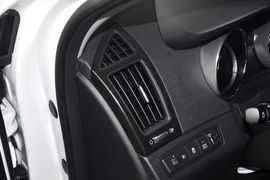 2011款现代索纳塔八2.0GLX自动豪华版