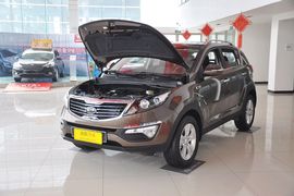 2012款起亚智跑2.0L